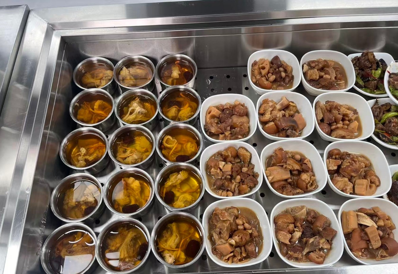瑶乡百弄社区食堂菜品2.jpg