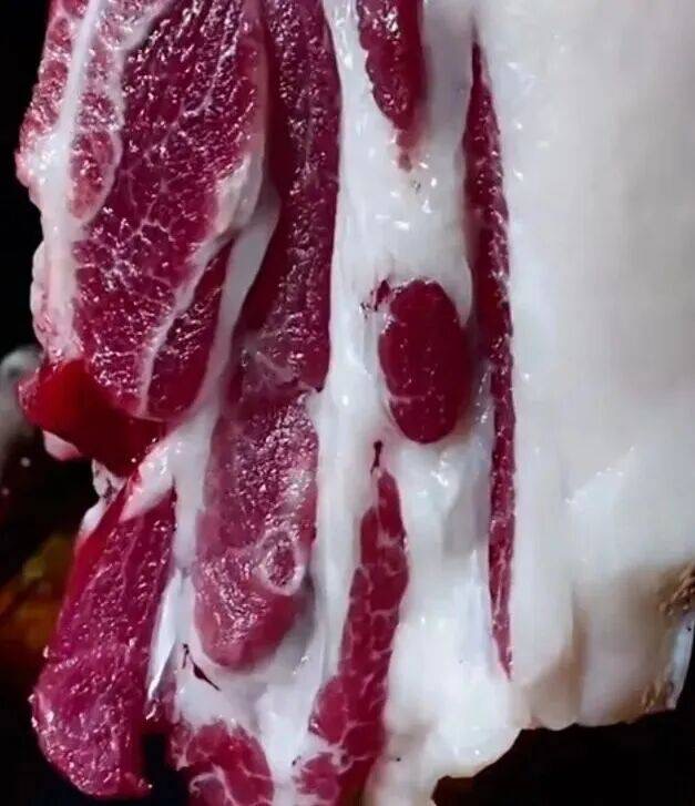 17841678932975034.jpg 17841678932975034.jpg